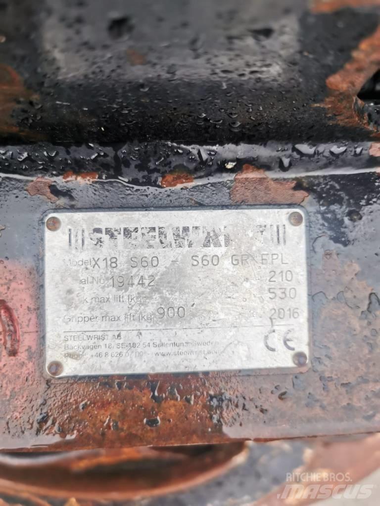 Volvo EW160E Bageri na kotačima
