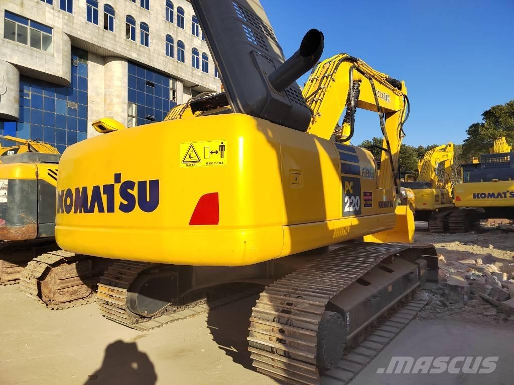 Komatsu PC 220-7 Bageri gusjeničari