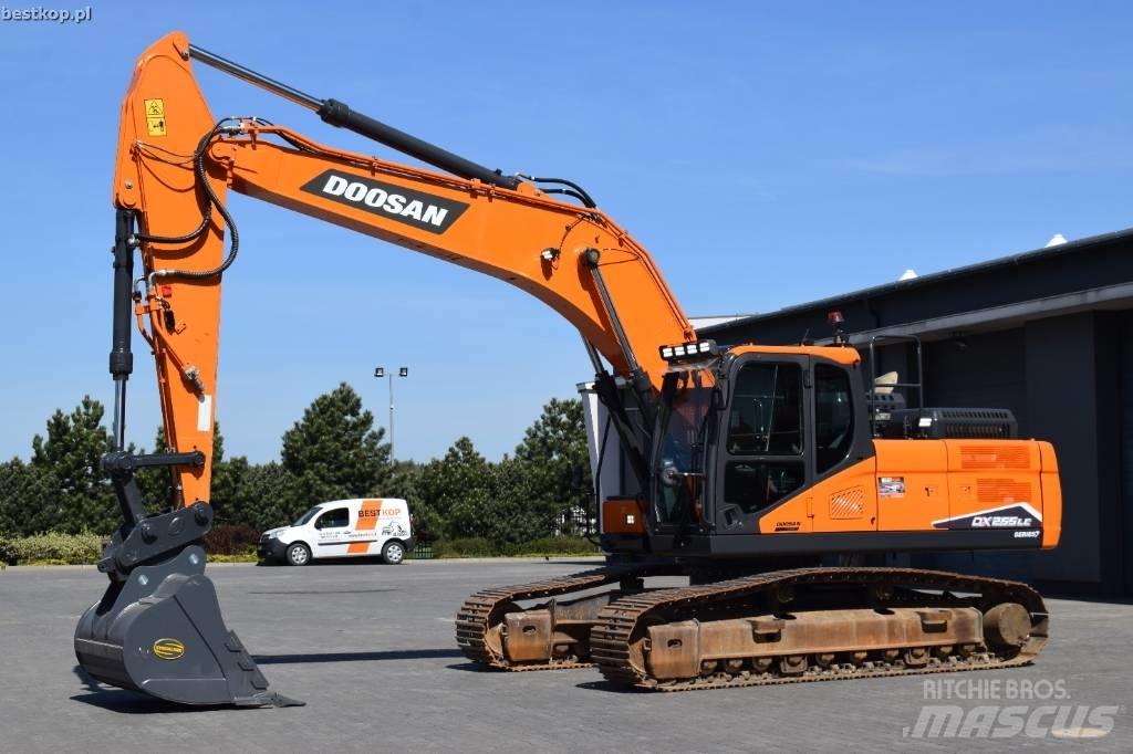 Doosan DX 255 LC-7 Bageri gusjeničari