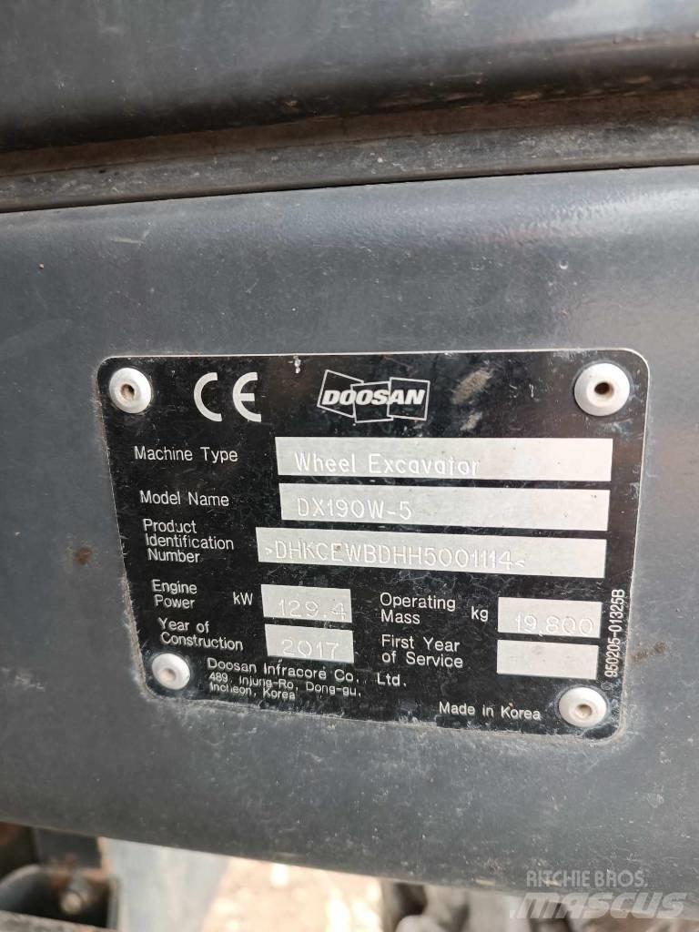 Doosan DX 190 W-5 Bageri na kotačima