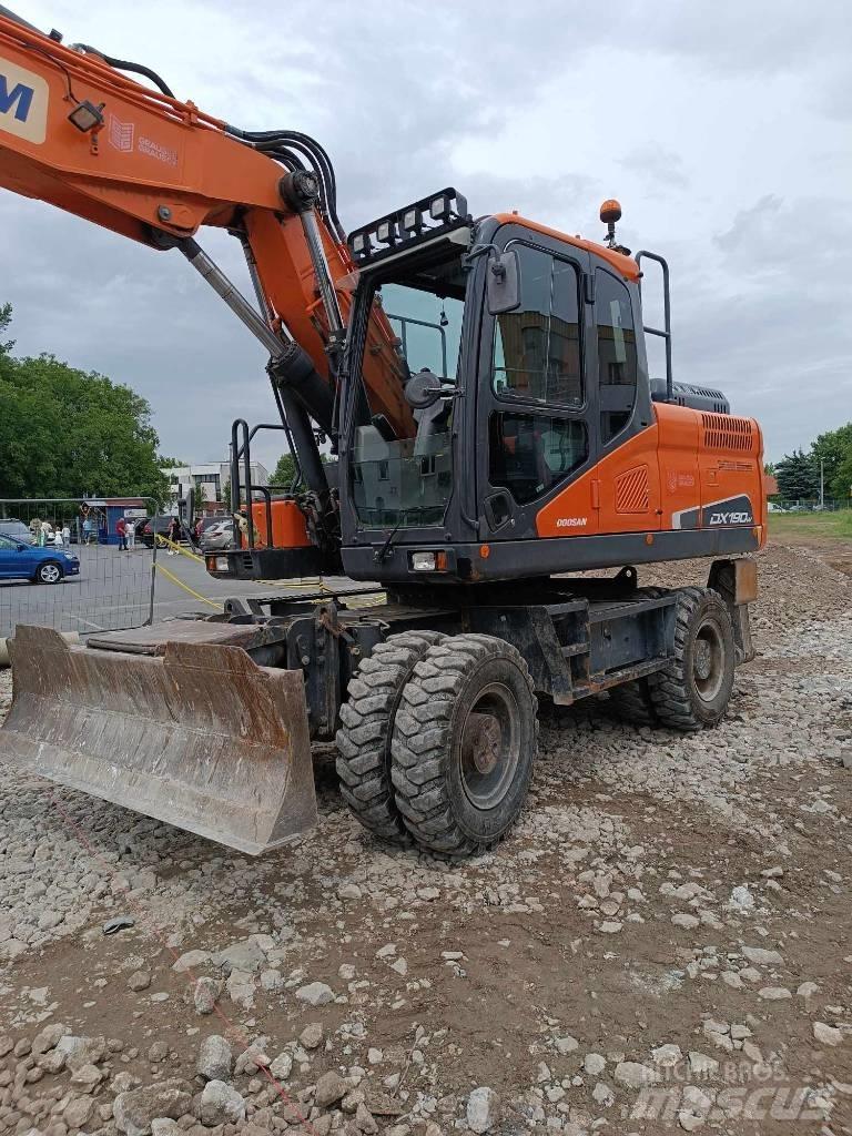 Doosan DX 190 W-5 Bageri na kotačima