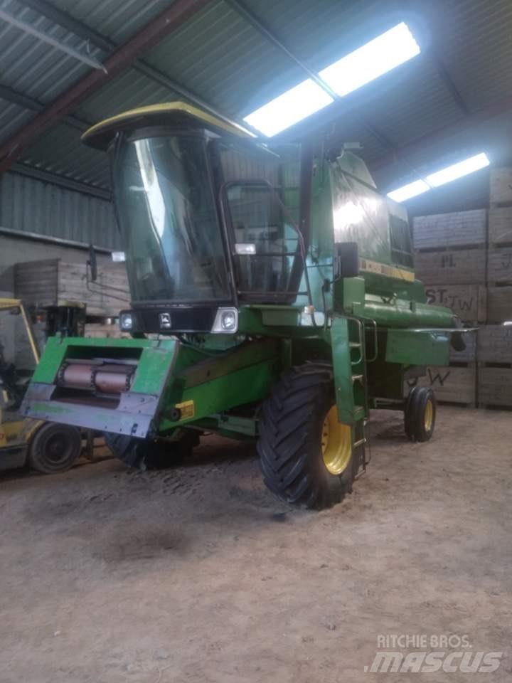 John Deere 1065 Kombajni