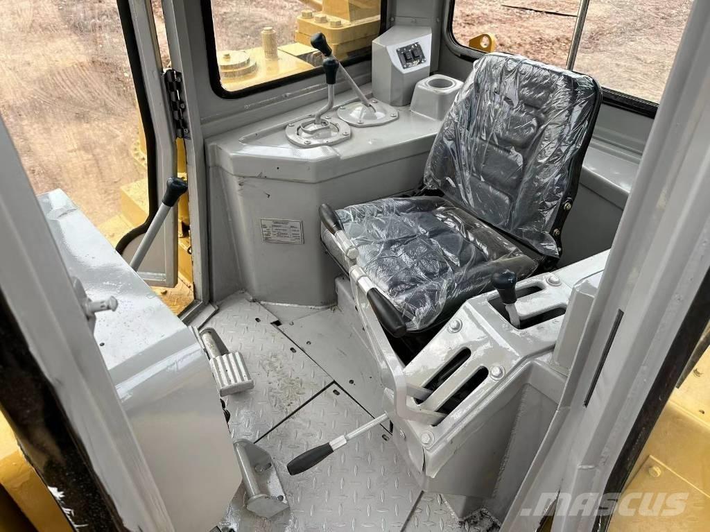 CAT D8R Buldožeri gusjeničari