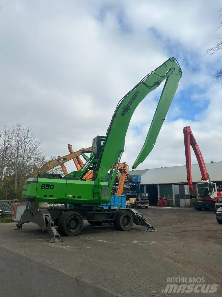 Sennebogen 850 M Bageri za manipuliranje materijalom / otpadom