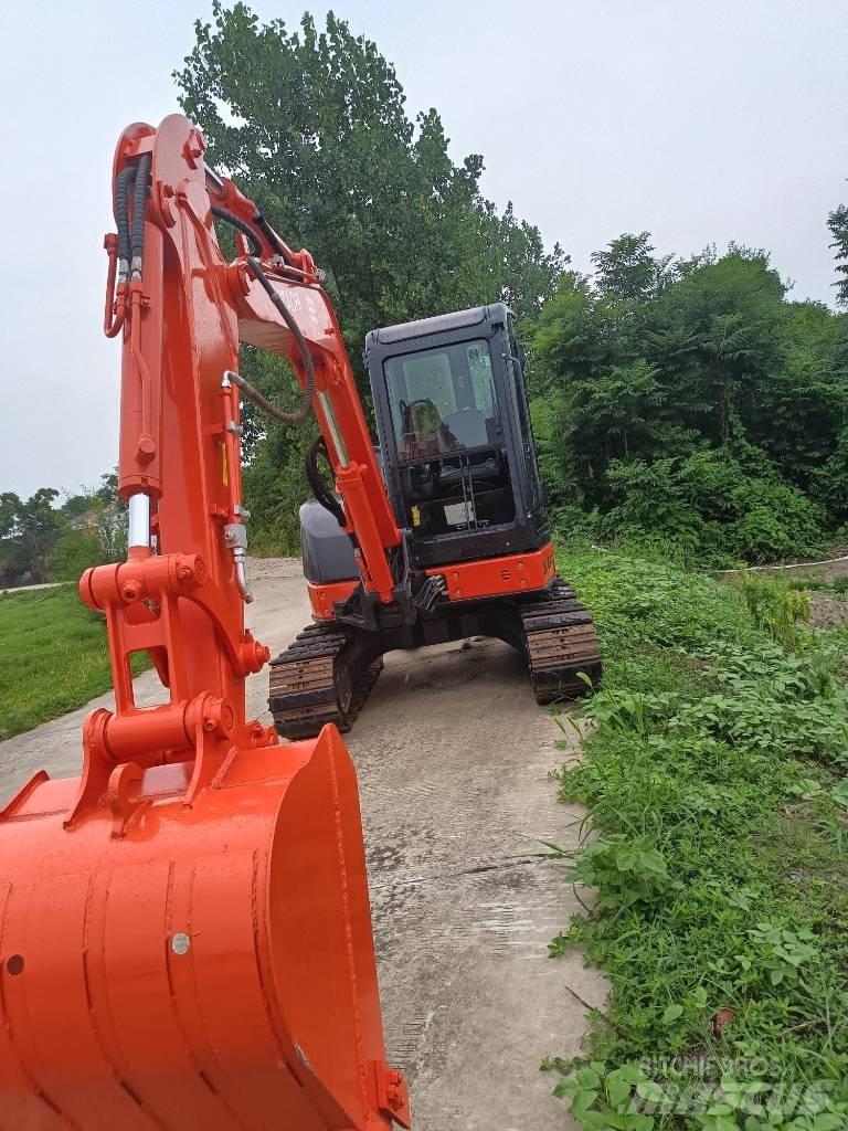 Hitachi ZX50U Mini bageri <7t