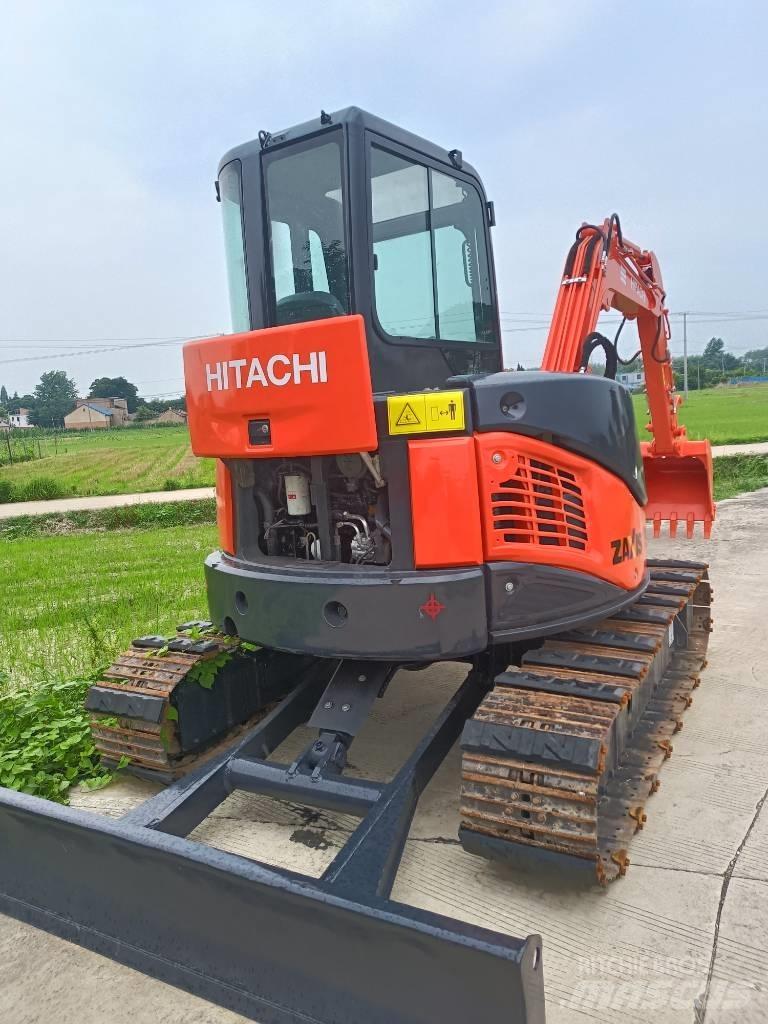Hitachi ZX50U Mini bageri <7t