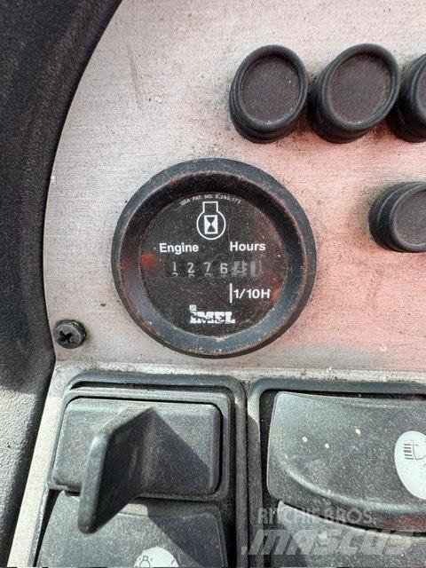 Ausa Utility Vehicle Pomoćni strojevi
