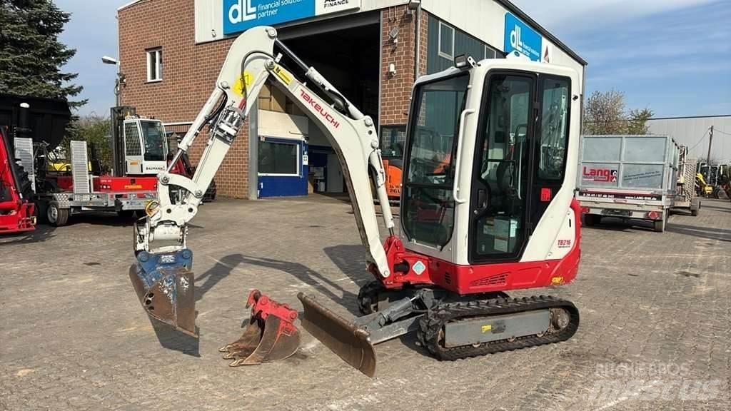Takeuchi TB216 Mini bageri <7t