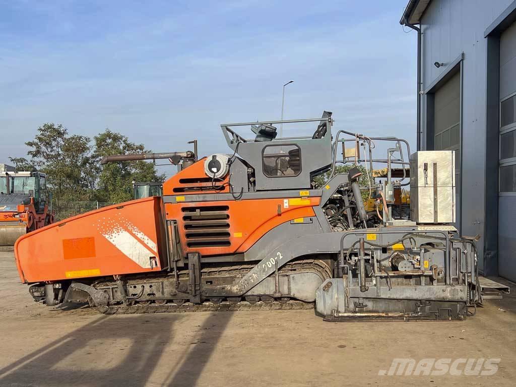 Vögele SUPER 1900-2 Asfaltni finišeri