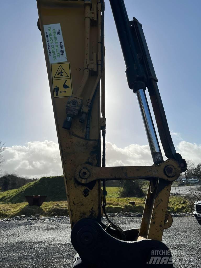 CAT 320 EL Bageri gusjeničari