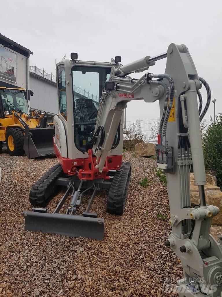 Takeuchi TB225 Mini bageri <7t