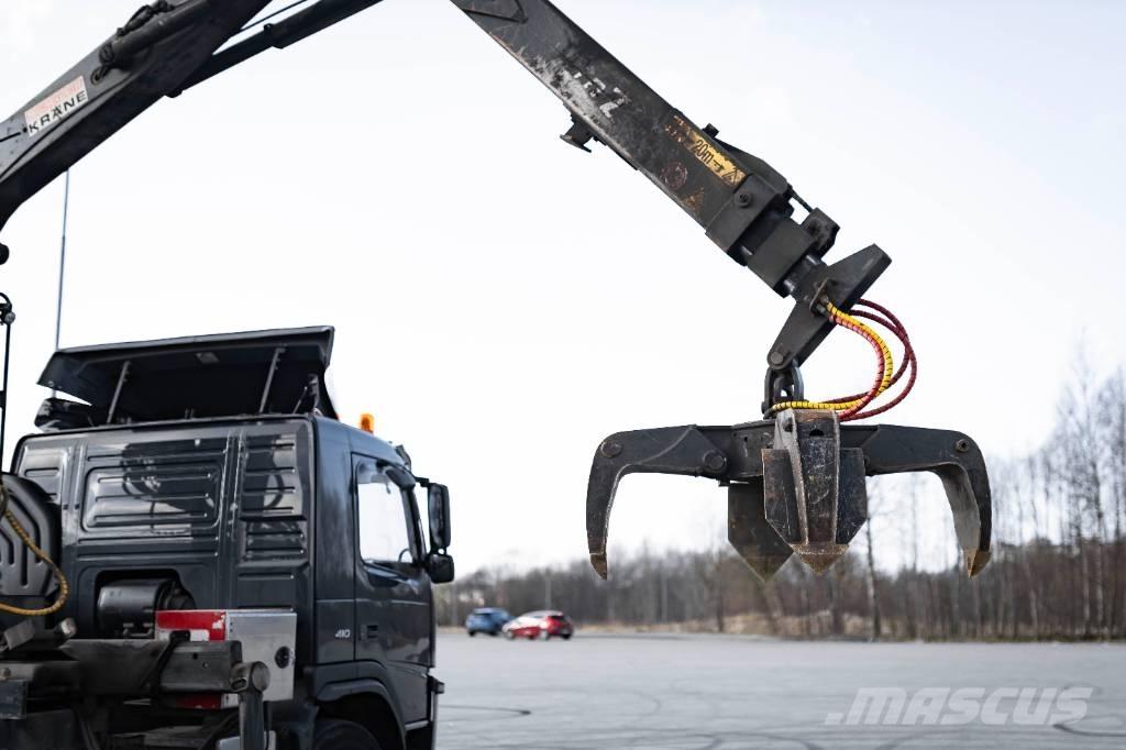 Volvo FM 410 Rol kiper kamioni s kukama za dizanje