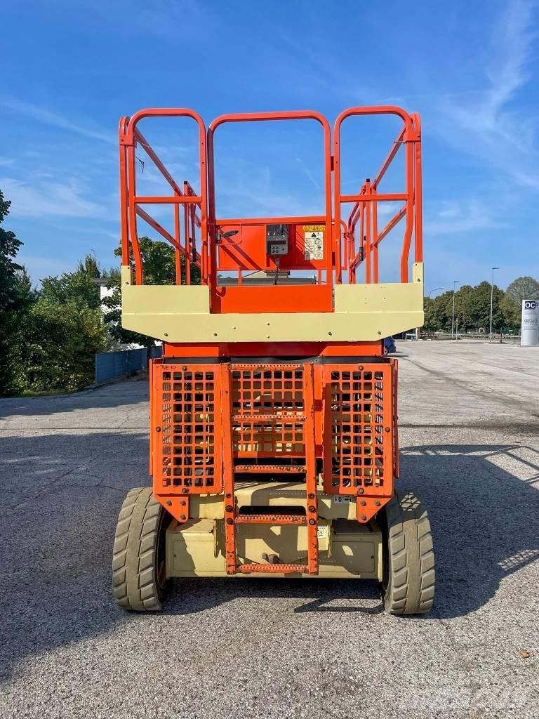 JLG 4069 Škaraste platforme