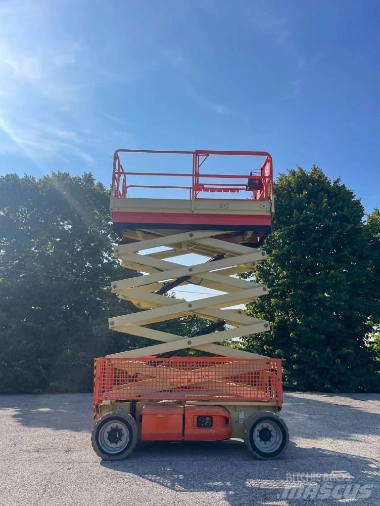 JLG 4069 Škaraste platforme