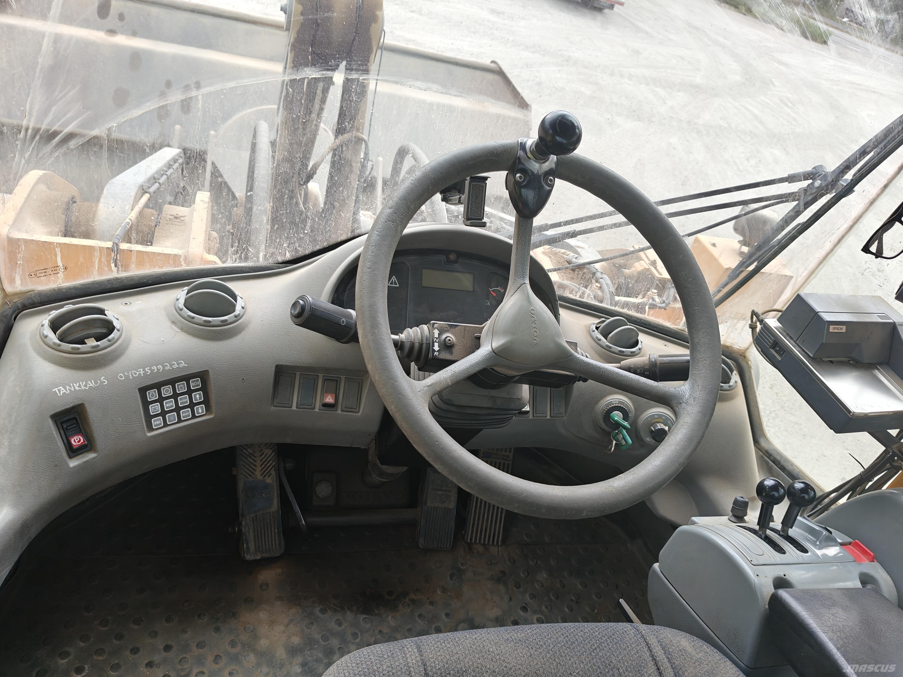 Volvo L 220 E Utovarivači na kotačima