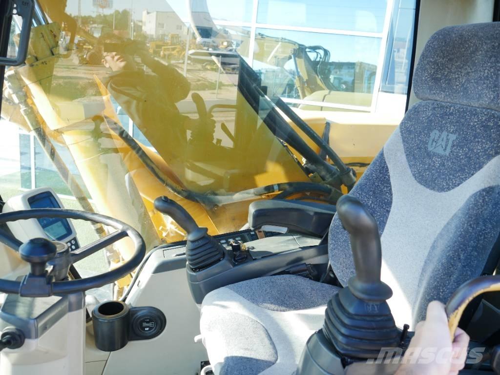 CAT M 316 C Bageri na kotačima