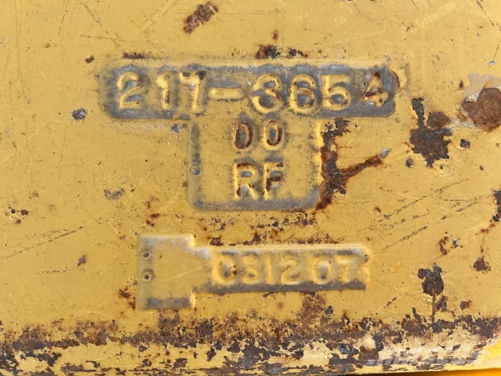 CAT D8R / D8T Ostale komponente