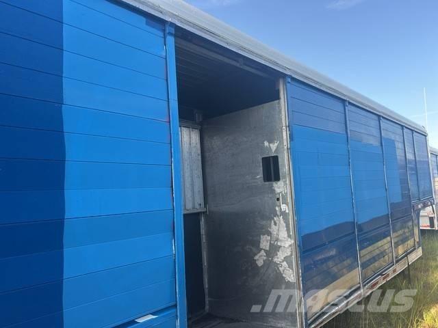 Mickey 16 Bay Prikolice za pića