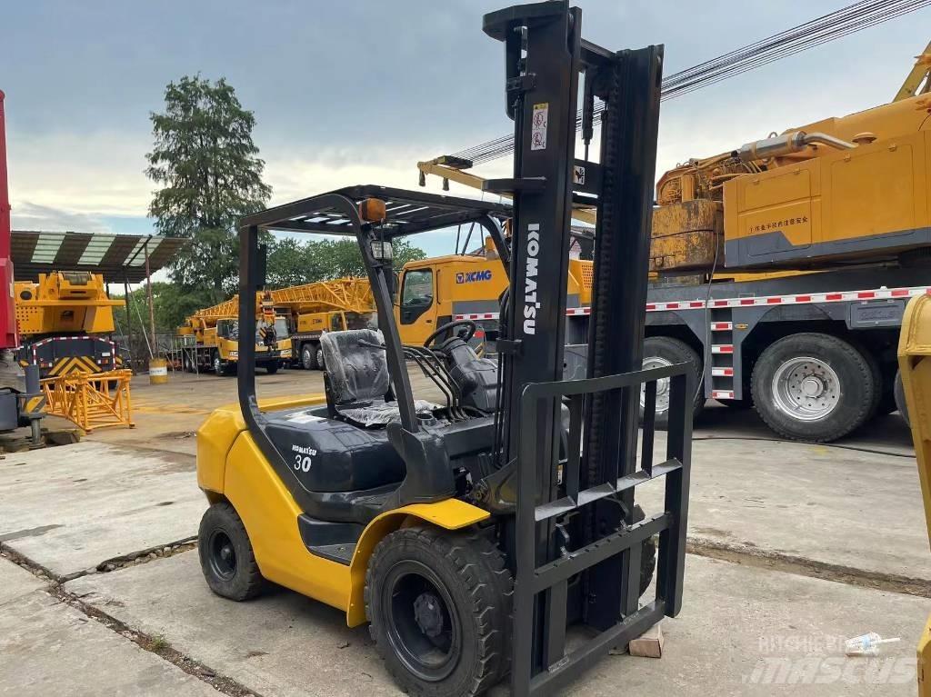 Komatsu FD 30 T-14 Dizelski viličari