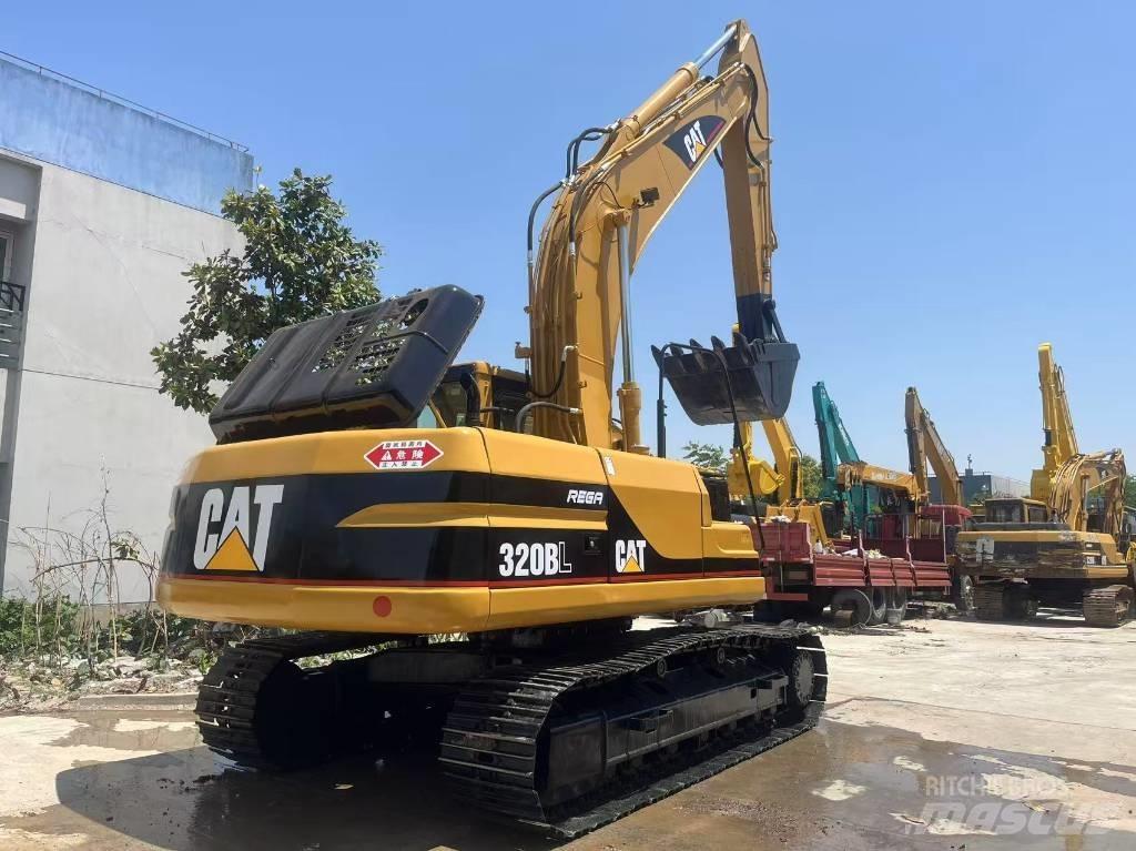 CAT 320 B L Bageri gusjeničari