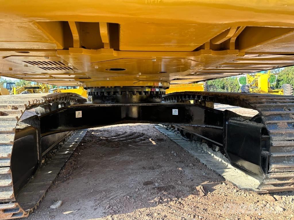 CAT 320D Bageri gusjeničari