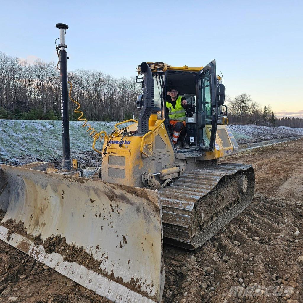 Komatsu D51 Buldožeri gusjeničari