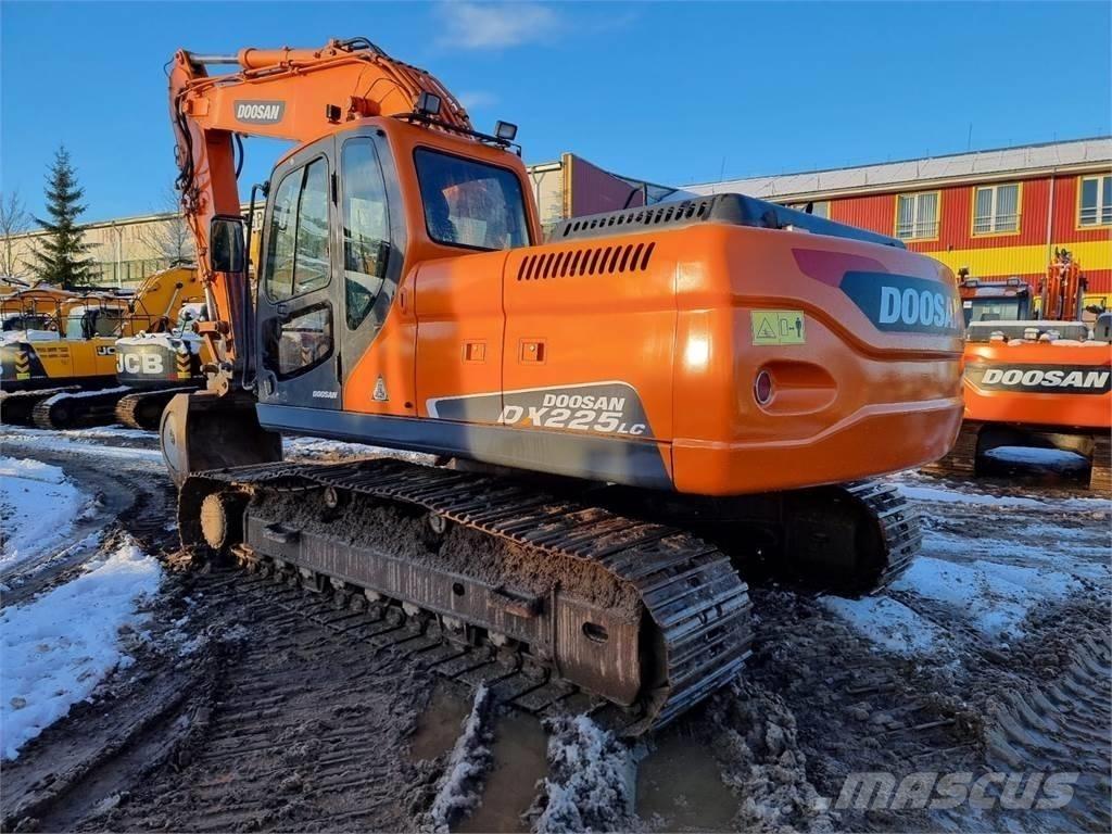 Doosan DX 225 LC Bageri gusjeničari