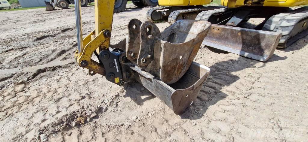 Komatsu PC 26 MR Mini bageri <7t
