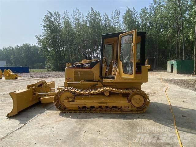 CAT D 5 G Buldožeri gusjeničari