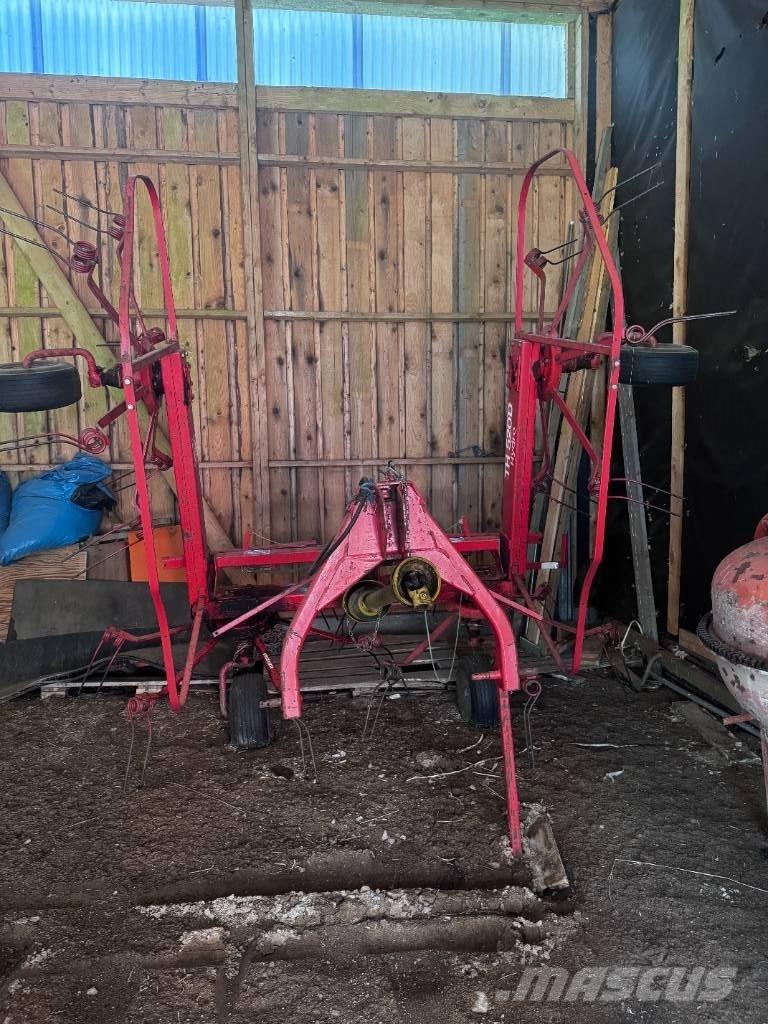 Fella 5200 Hydro Okretači i sakupljači sijena