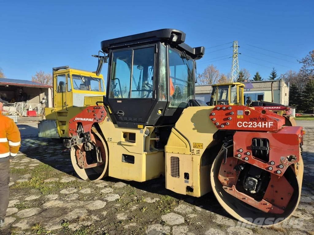 Dynapac CC 234 HF Valjci sa dvojnim bubnjem