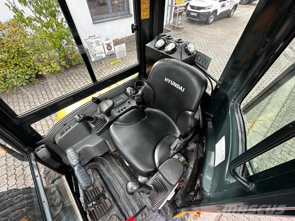 Hyundai R35Z 9A Mini bageri <7t