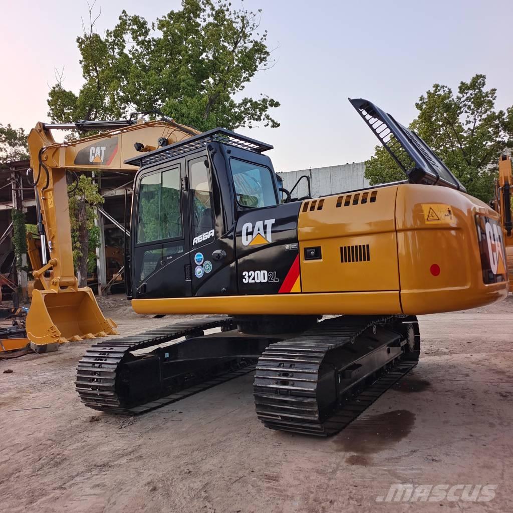 CAT 320 D2L Bageri gusjeničari