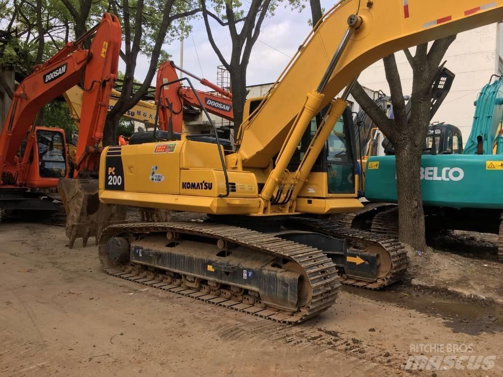 Komatsu pc200-8 Bageri gusjeničari