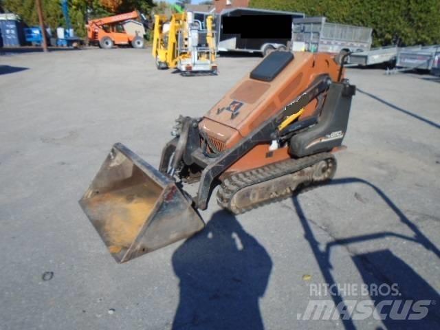 Ditch Witch SK 650 Skid steer mini utovarivači