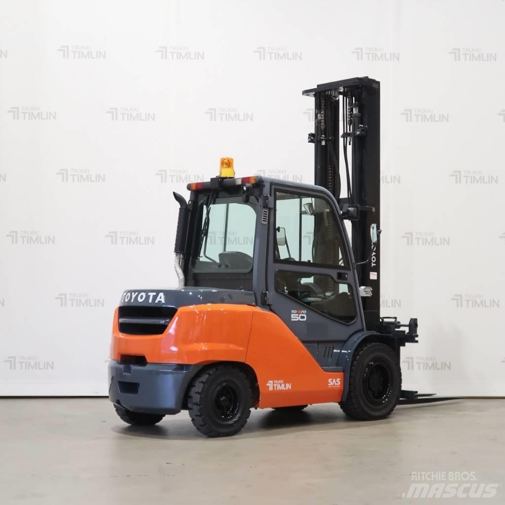 Toyota 40-8FD50N Dizelski viličari
