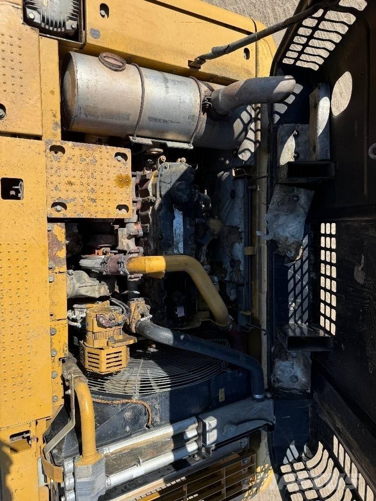 CAT 324 D Bageri gusjeničari