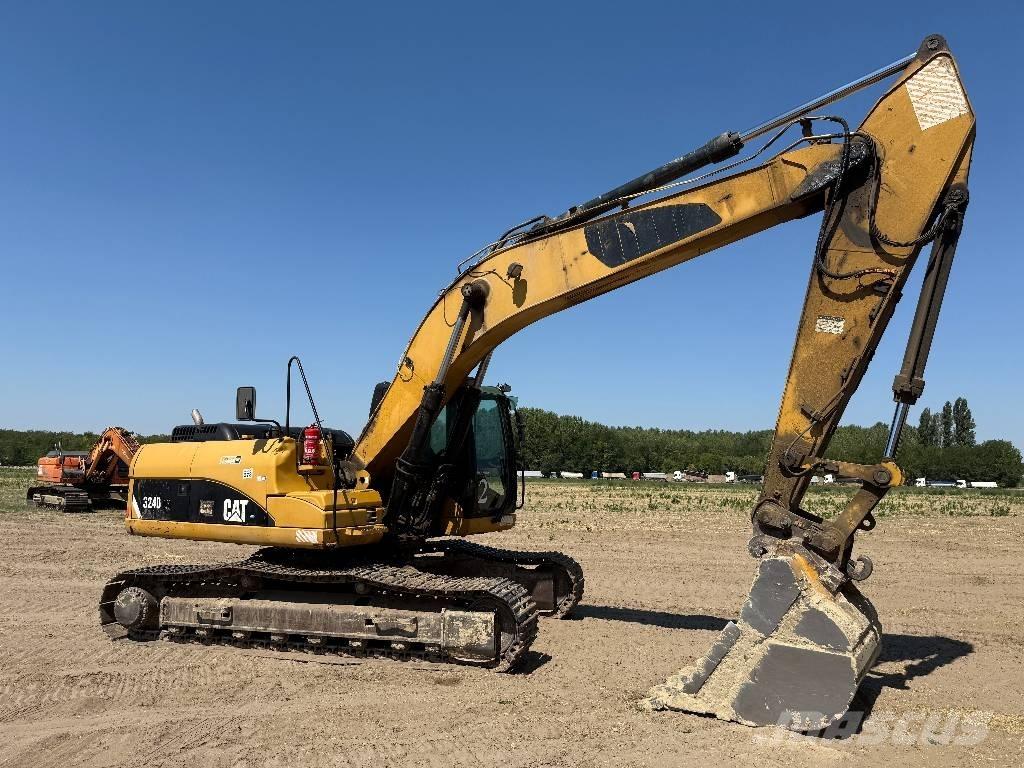 CAT 324 D Bageri gusjeničari