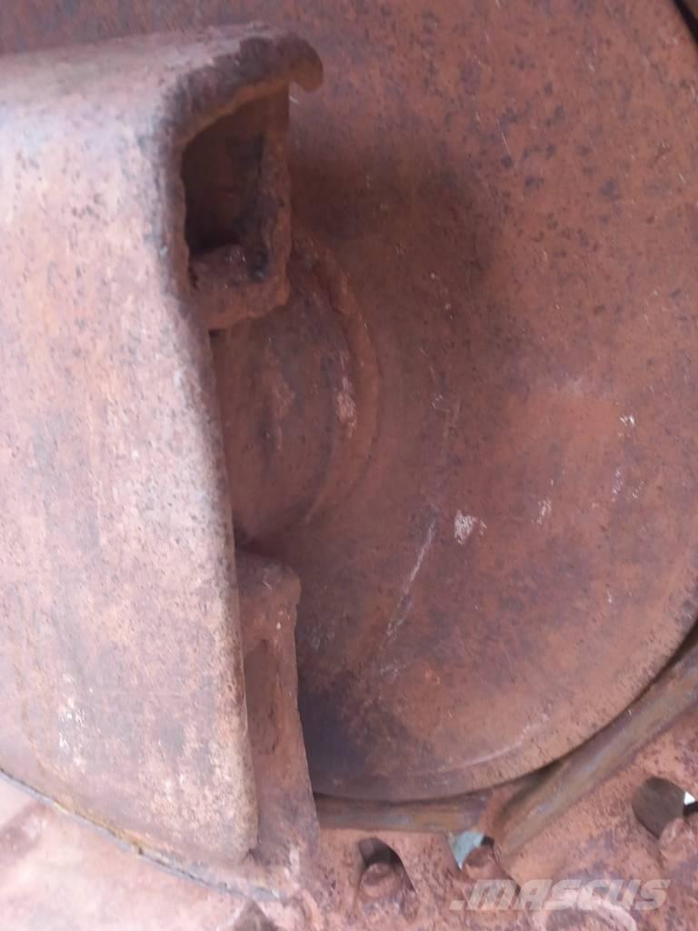 Komatsu PC210LC-10 Bageri gusjeničari