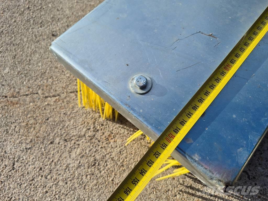 Knikmops KM 130 Utovarivači na kotačima