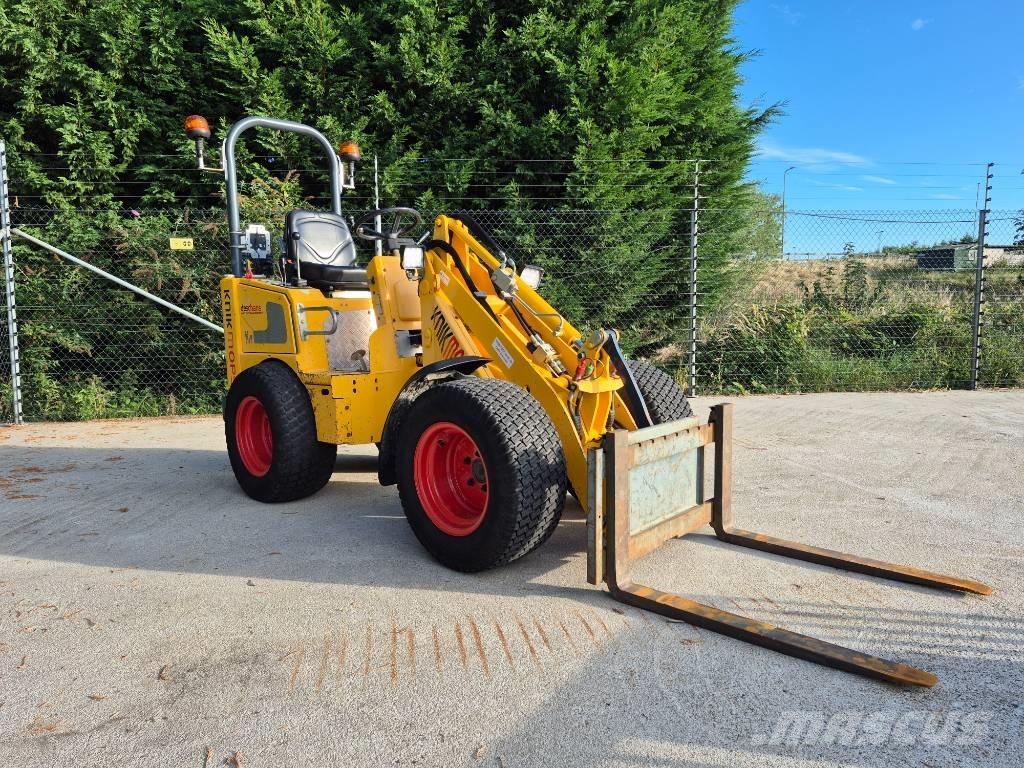 Knikmops KM 130 Utovarivači na kotačima