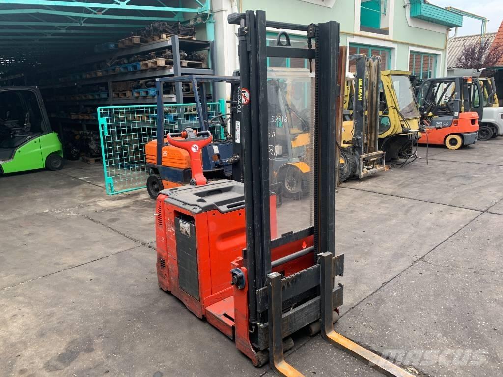 Linde L12AC V-3818 Samopogonski ručni viličari
