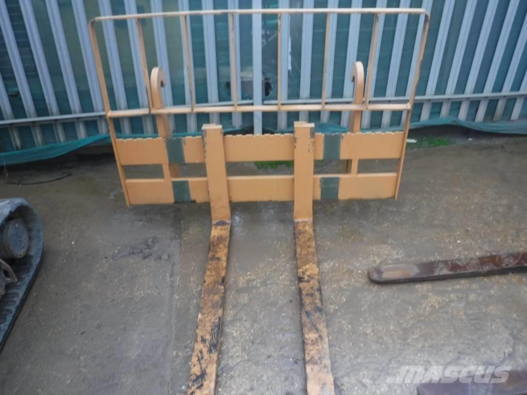 CASE 721 B XT Utovarivači na kotačima