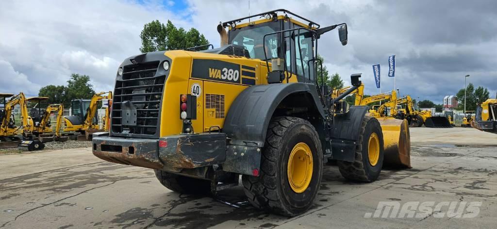 Komatsu WA380-8 Utovarivači na kotačima