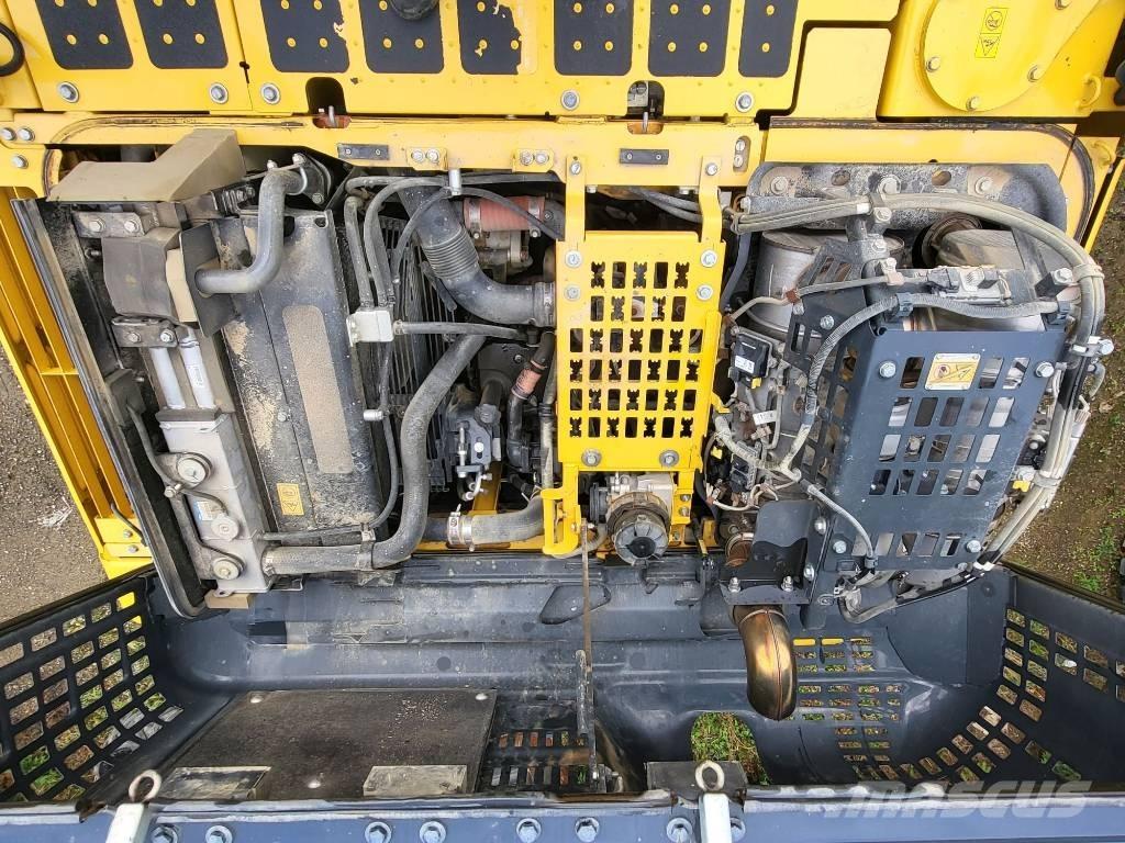 Komatsu PC240NLC-11 Bageri gusjeničari