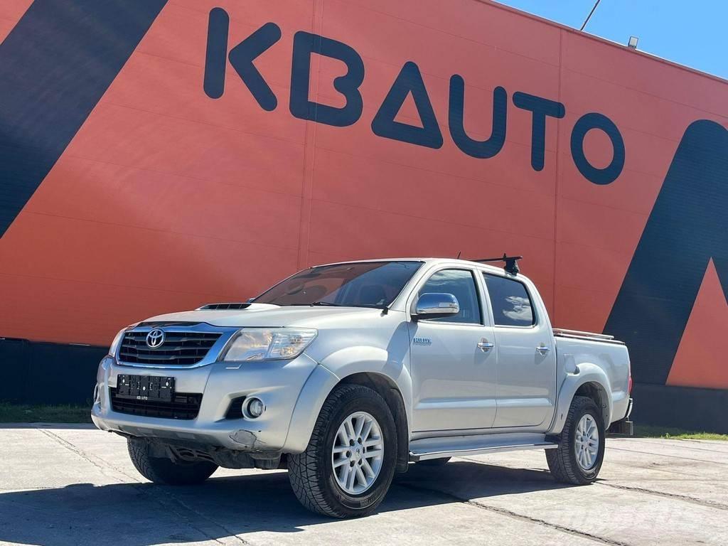 Toyota Hilux 4x4 Automobili