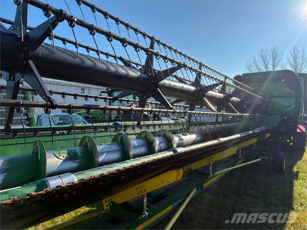 John Deere S680 Kombajni