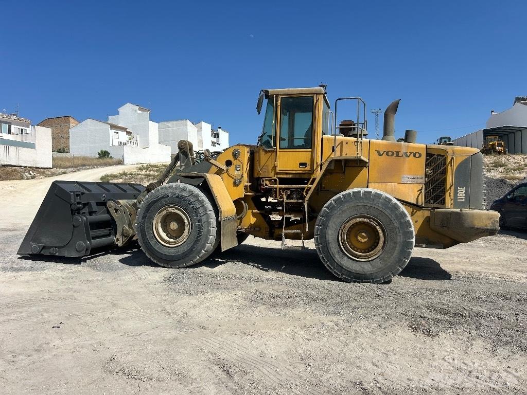 Volvo L 180 E Utovarivači na kotačima