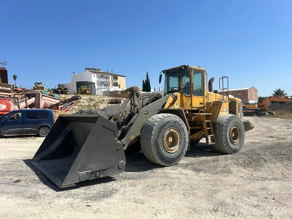 Volvo L 180 E Utovarivači na kotačima