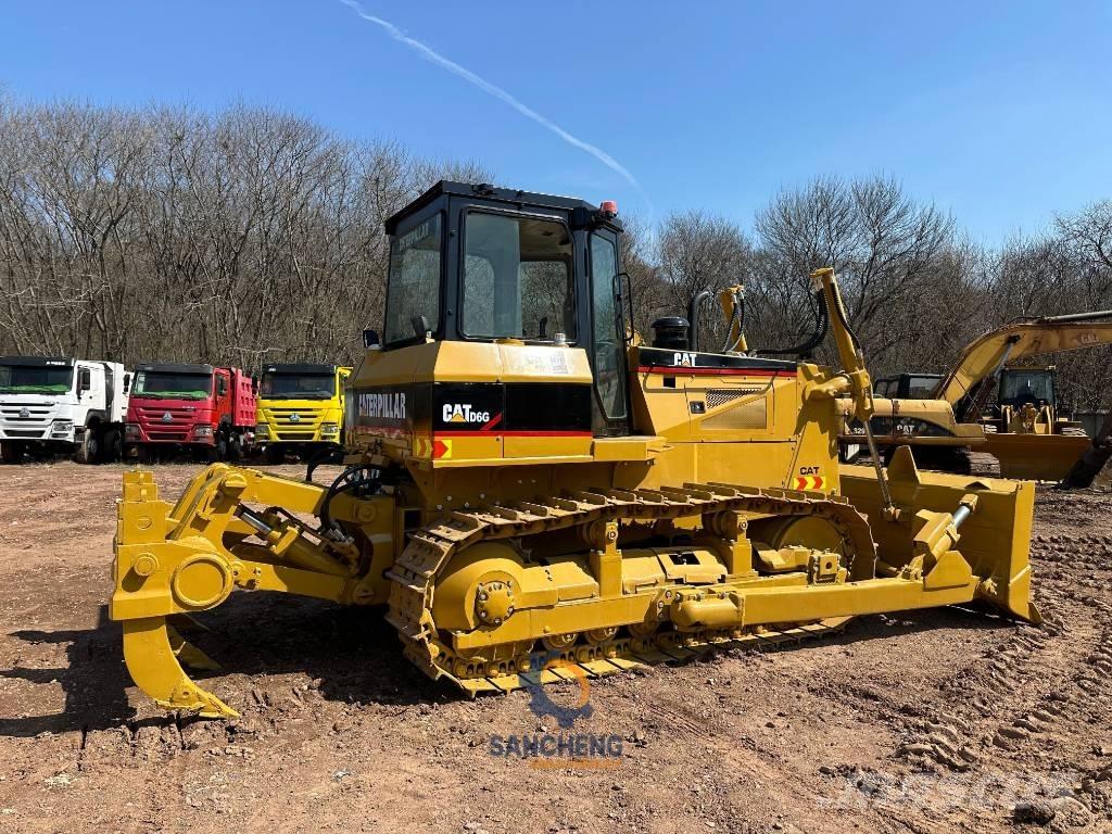 CAT D 6 G Buldožeri gusjeničari